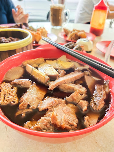 Opinii despre 河婆饮食中心 Wisma Hopoh Miri în Miri - Gastronomi dan perhotelan
