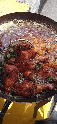 Opinii despre Nasi & Ayam Berempah Ipoh în Ipoh - Gastronomi dan perhotelan