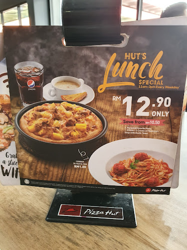 Pizza Hut - Gastronomi dan perhotelan