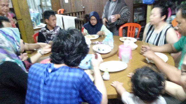 Kedai Kopi Pok Mae - Gastronomi dan perhotelan