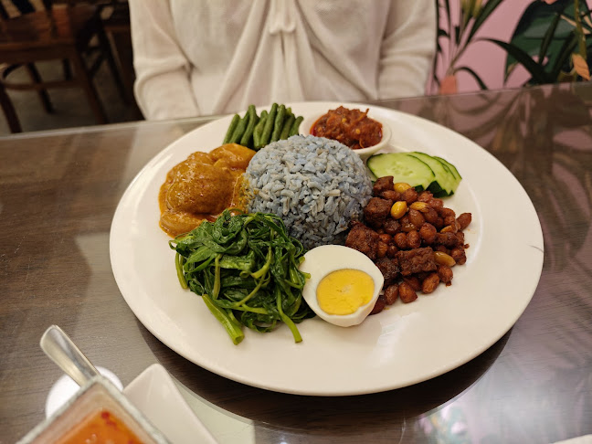 Opinii despre Botanist Cafe în Melaka - Gastronomi dan perhotelan