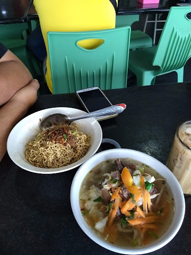 Opinii despre Pak Amit Cafe Tabuan Tranquility în Kuching - Gastronomi dan perhotelan