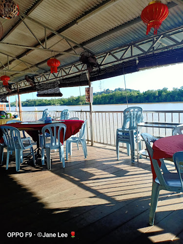 Restoran Seafood Hai Ung • 海运海鲜楼