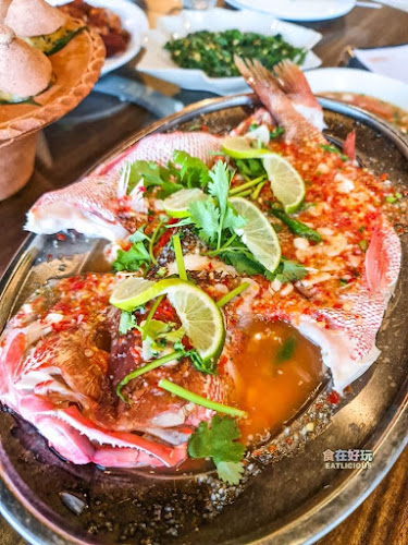 Comentarii opinii despre Khun De (Signature @ Gurney Paragon)