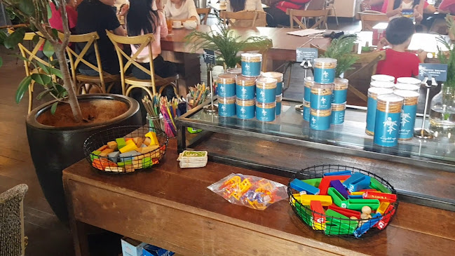 Opinii despre COMMONS by Food Journal Group în Kuching - Gastronomi dan perhotelan