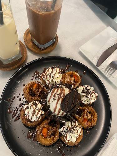 Marketplace Waffle Bar & Cafe - Gastronomi dan perhotelan