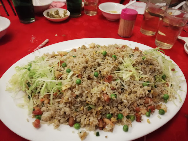 Rainbow Seafood Restaurant - Gastronomi dan perhotelan