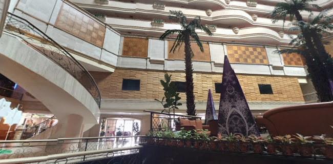 Palm Lounge - Gastronomi dan perhotelan