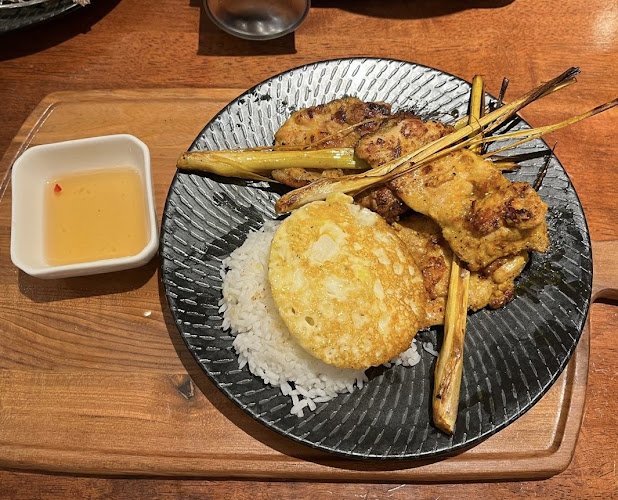 Ăn Viet - Gastronomi dan perhotelan