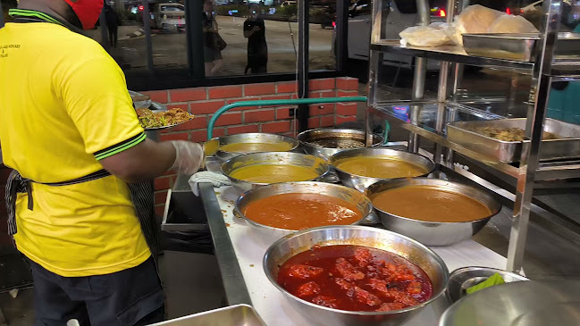 Sup Haji Abu & Nasi Kandar Jamal Mohamed (Bawah Pokok) (KLCC)