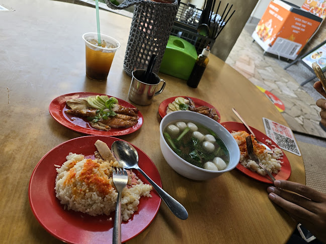 Opinii despre Ee Ji Ban Chicken Rice Ball Halal Melaka în Melaka - Gastronomi dan perhotelan