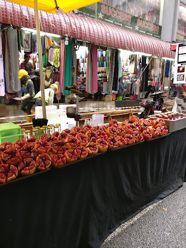 Pasar malam Jalan TAR