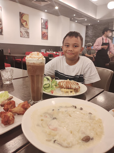 Opinii despre Secret Recipe Aeon Station 18 în Ipoh - Gastronomi dan perhotelan