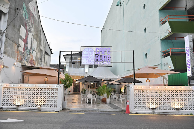 CAFE AURA RISE AND GRIND - Gastronomi dan perhotelan