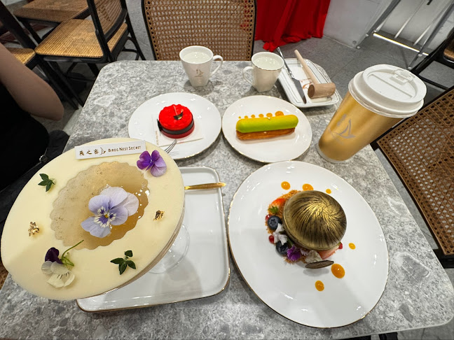 Birds Nest Secret - Gastronomi dan perhotelan