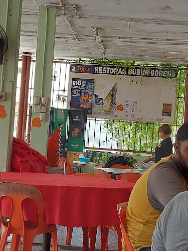 Opinii despre 巴生潮州炒粥 Restoran Bubur Goreng în Klang - Gastronomi dan perhotelan