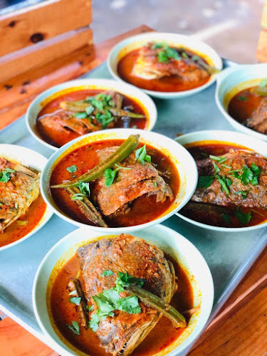 Mom's Prison Corner - Gastronomi dan perhotelan