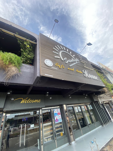 Sunlight Cafe And Cake House - Sitiawan