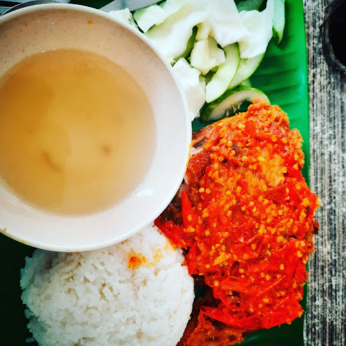 Comentarii opinii despre MJAYS CAFE