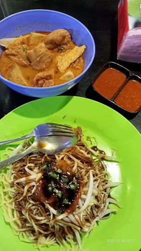 Cafe Pak Abu@Ipoh Night Market - Gastronomi dan perhotelan