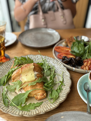 Common Man Coffee Roasters - Kuala Lumpur - Kuala Lumpur