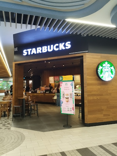 Comentarii opinii despre Starbucks 1 Utama New Wing
