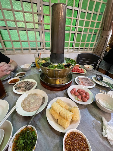 Chuan Yee Charcoal Steamboat - Gastronomi dan perhotelan