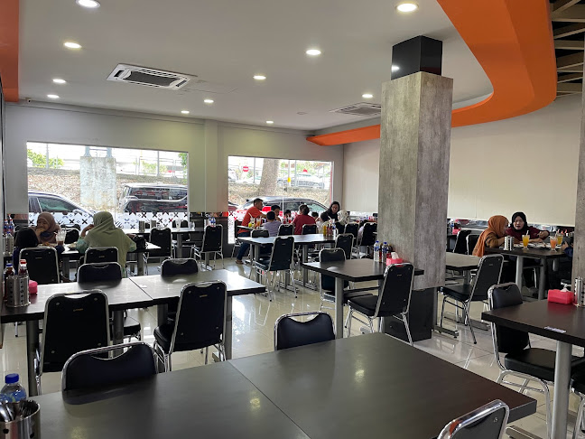 Opinii despre Restoran Sederhana (SA) Petaling Jaya în Petaling Jaya - Gastronomi dan perhotelan