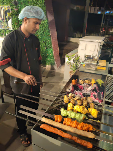 Nawab's Restaurant - North Indian, Gujarati, Middle East Cuisine - Gastronomi dan perhotelan