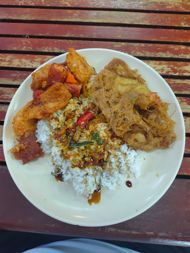 Opinii despre Batavia Café în Bukit Beruang - Gastronomi dan perhotelan