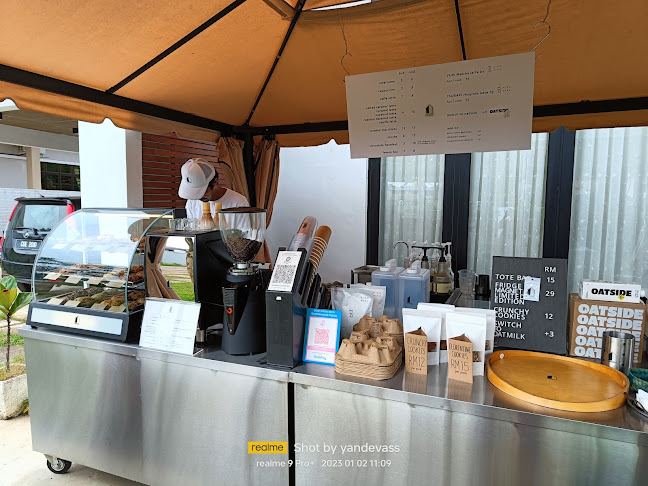 BARNHOUZ Coffee & Cookies - Gastronomi dan perhotelan