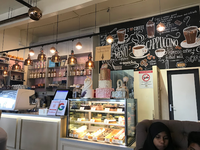 Ziq Bakery & Cake - Gastronomi dan perhotelan