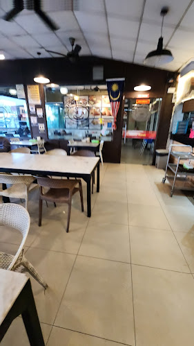 D' Klasik Kopitiam Wakaf Che Yeh - Gastronomi dan perhotelan