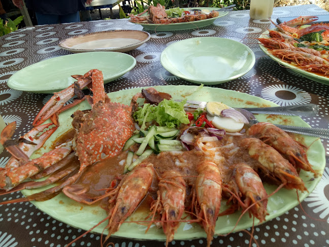 Cik Aya Laksa Ketam & Udang Lipan - Gastronomi dan perhotelan