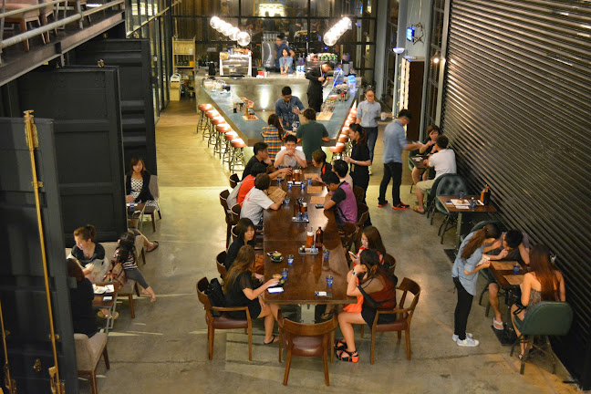 Comentarii opinii despre JWC, The Factory 30