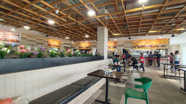 SERAPI FOOD VILLAGE @ SGH