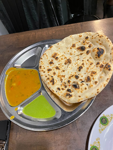 Comentarii opinii despre Sup Haji Abu & Nasi Kandar Jamal Mohamed (Bawah Pokok) (KLCC)