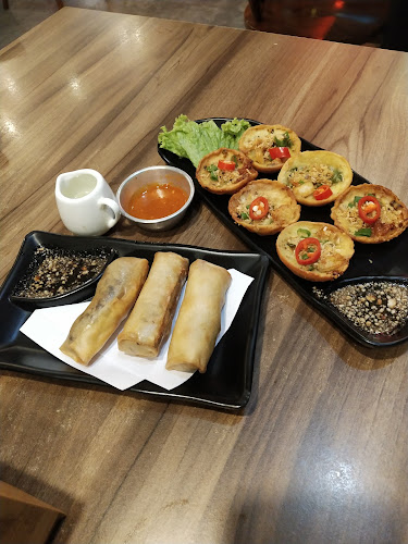 Saigon Bowl - Gastronomi dan perhotelan