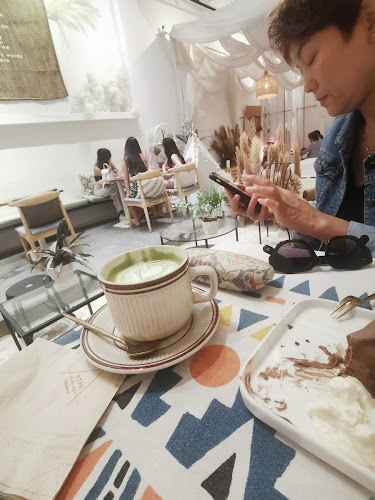 Utoo Boho Cafe & Patisserie - George Town