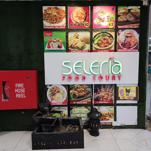 Comentarii opinii despre Seleria Food Court