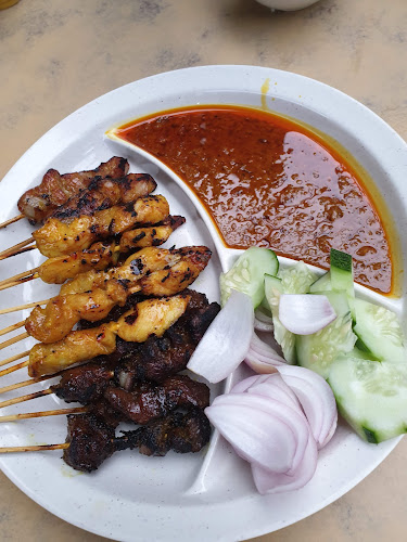 Pusat Makanan Lye Lye - Gastronomi dan perhotelan