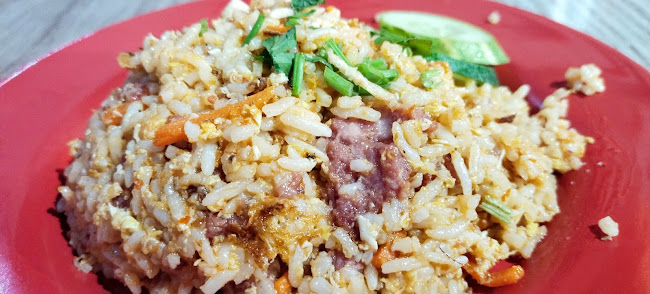 RUMAH MAKAN NAIMAN - Gastronomi dan perhotelan