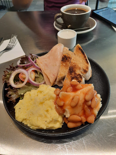 Opinii despre 385F Cafe în Petaling Jaya - Gastronomi dan perhotelan