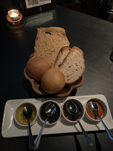 Comentarii opinii despre Marble 8 Steakhouse & Fine Dining Restaurant