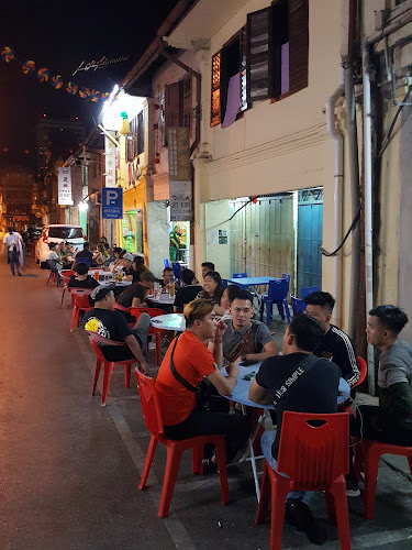 Wayne Cafe - Gastronomi dan perhotelan