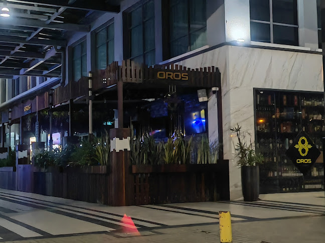 OROS Gastrobar - Gastronomi dan perhotelan