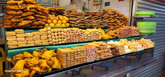 Kompleks Makanan Medan Renong Padang Kota Lama