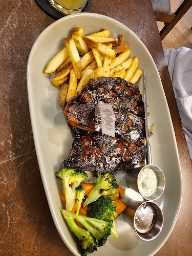 NO. 18 & 19, PUSAT PERNIAGAAN SERI GUNUNG, 05150 Alor Setar, Kedah