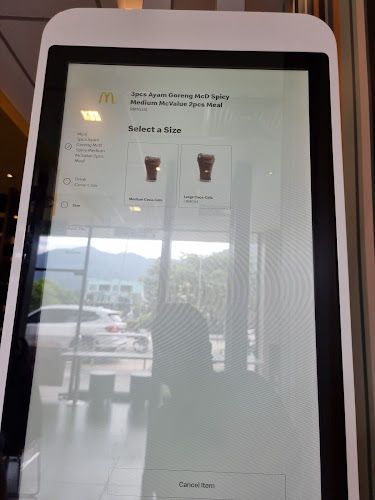 McDonald's Meru Raya DT - Gastronomi dan perhotelan