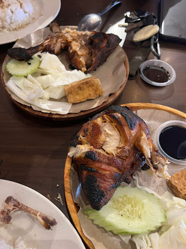 Ayam Penyet Kuala Selangor - Gastronomi dan perhotelan